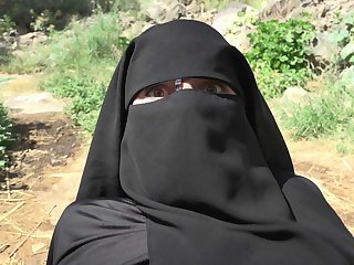 Elena Vega & Max Dior in all directions Jizm On Will not hear of Niqab - Porncz